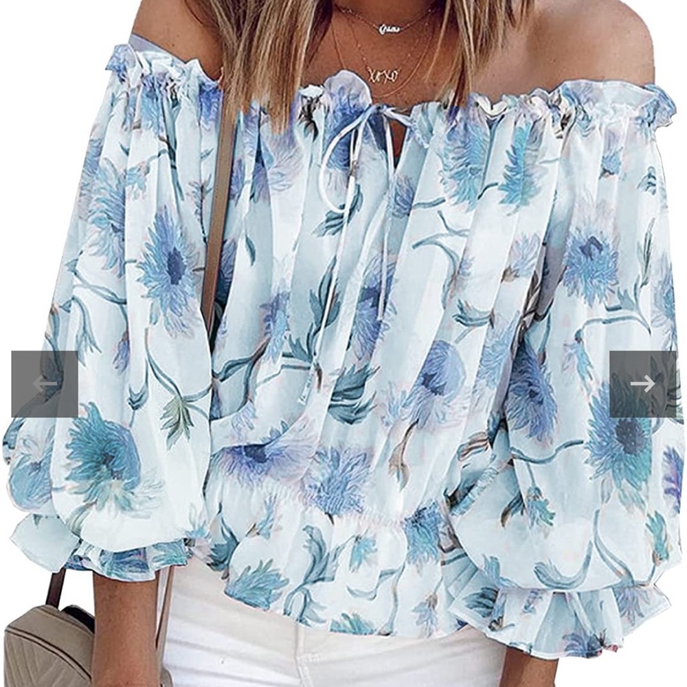 Simple Flavor NWT Blouse super cute!